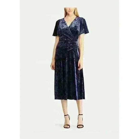 Lauren Ralph Lauren Dresses & Skirts - NEW! Lauren Ralph Lauren Women’s 6 Velvet Dress NWT $165